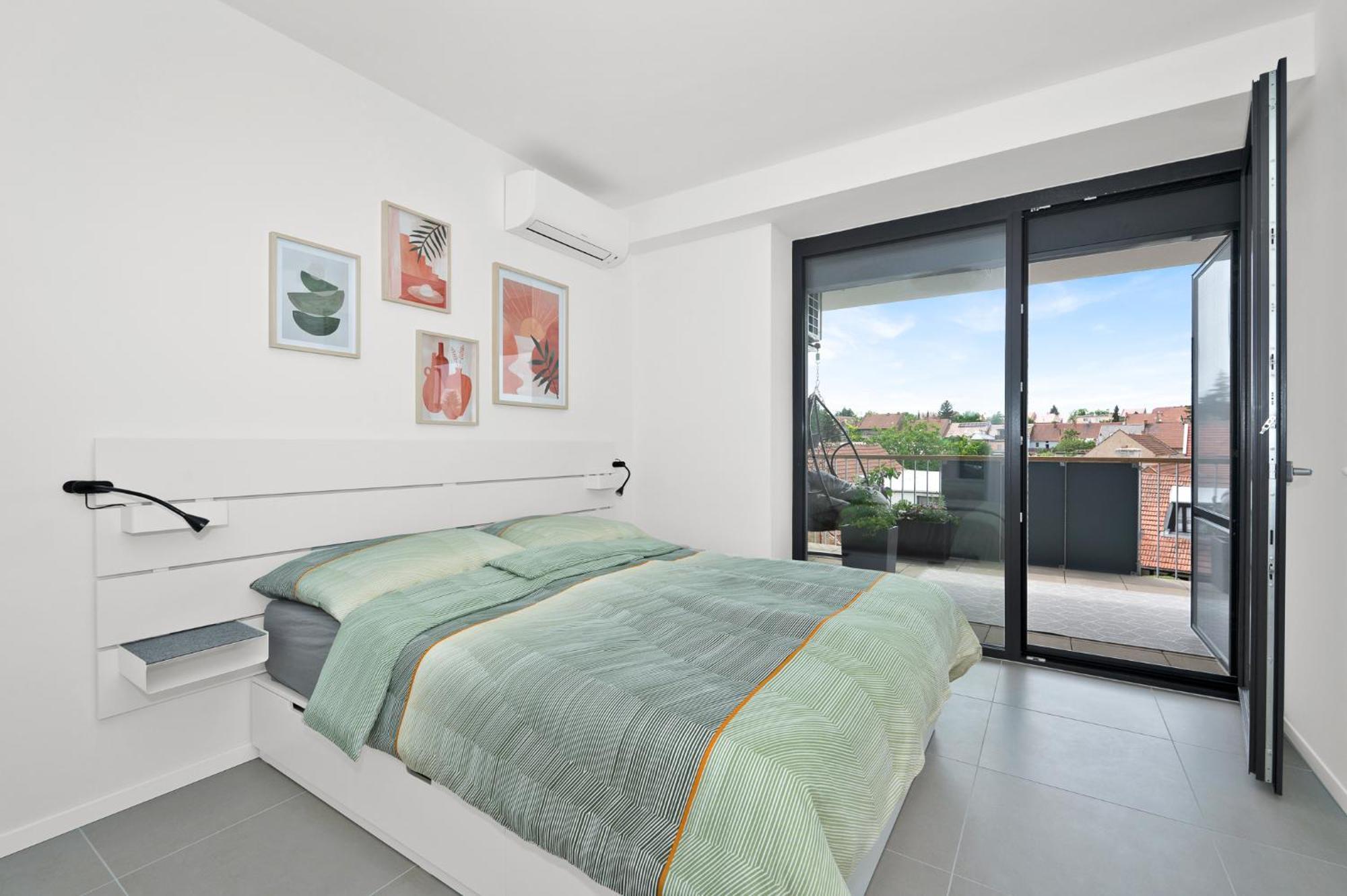 Fully Equipped Apartments With Terraces, Free Garage Parking, Netflix & Ac - By Apartmany Slapanice Cz Extérieur photo