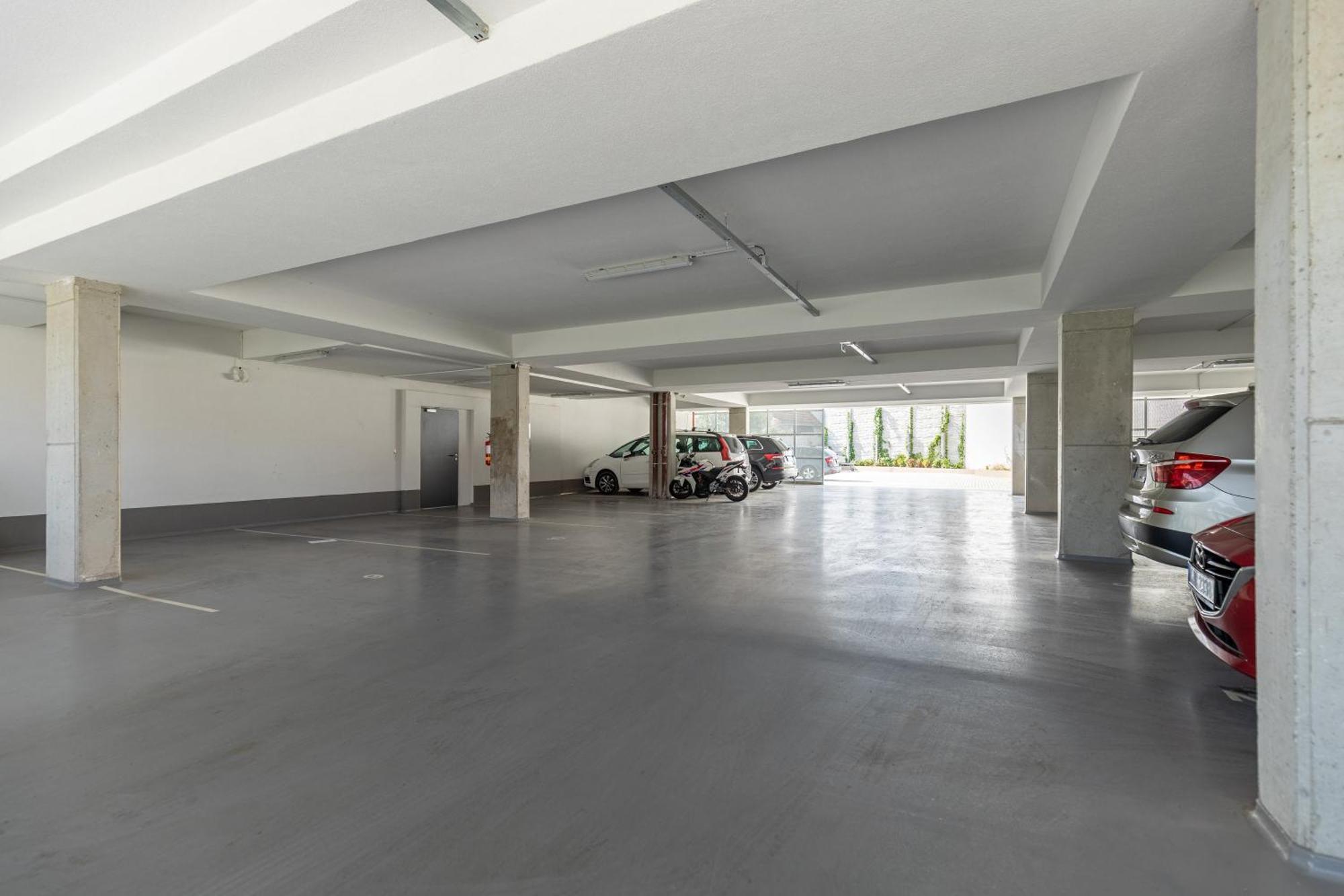 Fully Equipped Apartments With Terraces, Free Garage Parking, Netflix & Ac - By Apartmany Slapanice Cz Extérieur photo